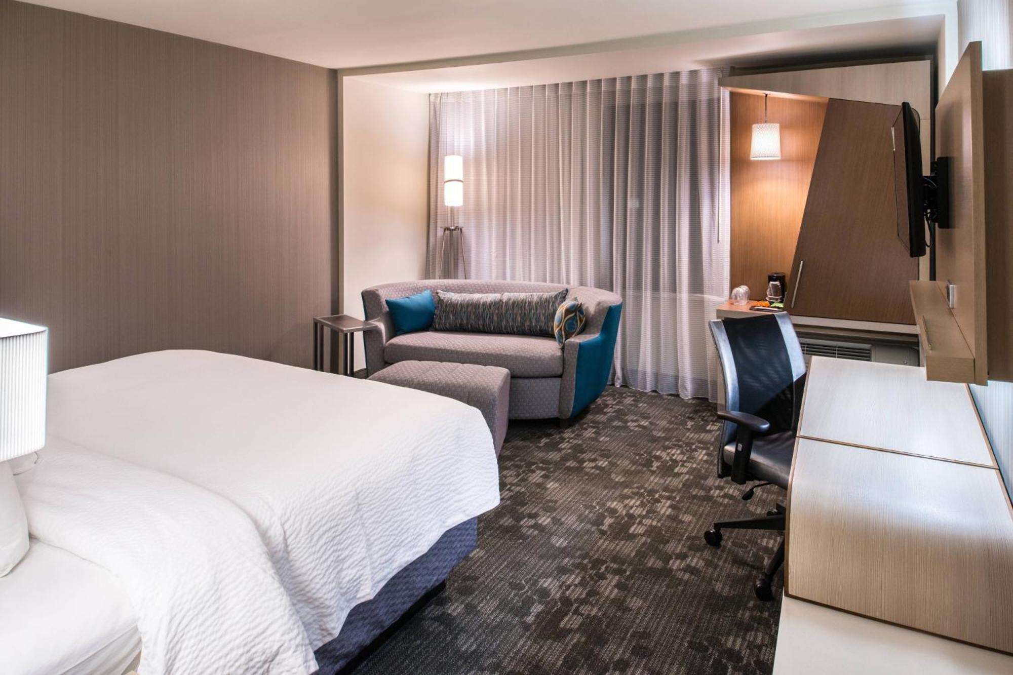 Courtyard By Marriott Jacksonville Eksteriør bilde