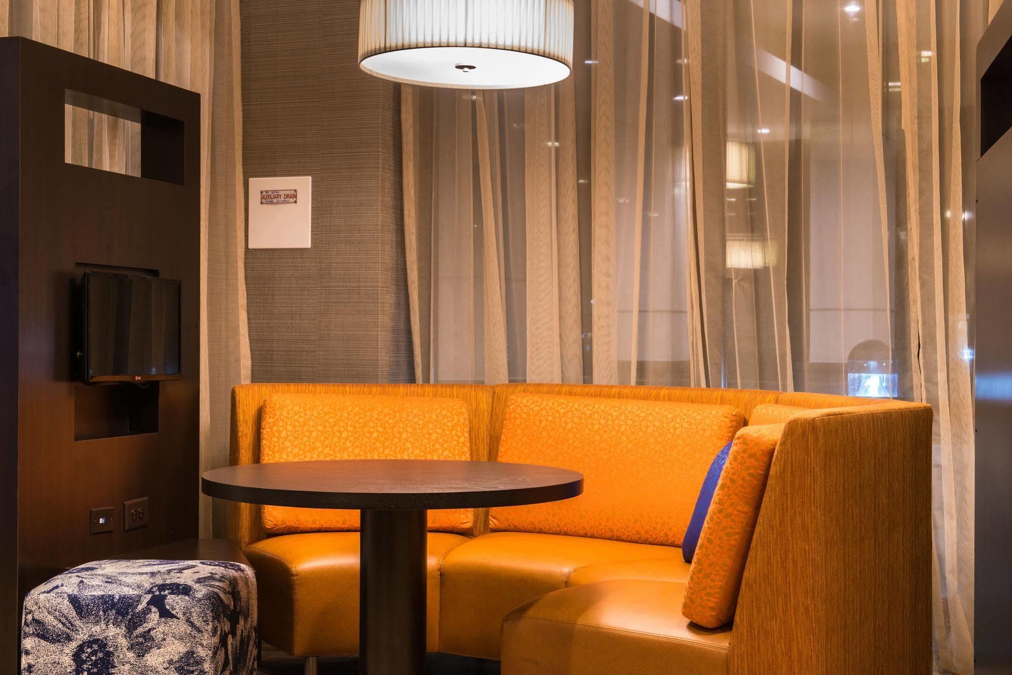 Courtyard By Marriott Jacksonville Eksteriør bilde
